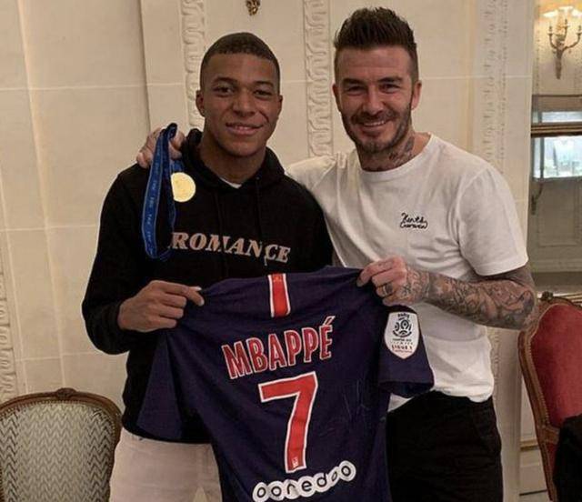 而另一位中 而另一位中